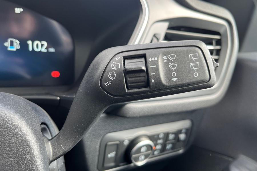 Ford KUGA Photo autoimg-9fbf866d7b48e7776a2c4fa72e067527a2c395d6.jpg
