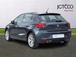 SEAT Ibiza Photo 3
