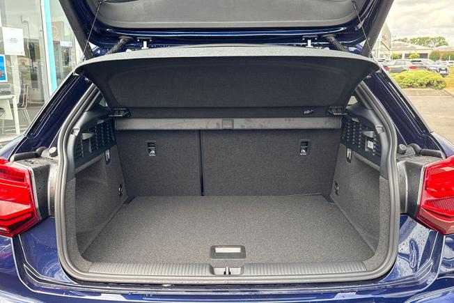 AUDI Q2 Photo 12