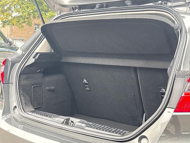 FORD Fiesta Photo 41