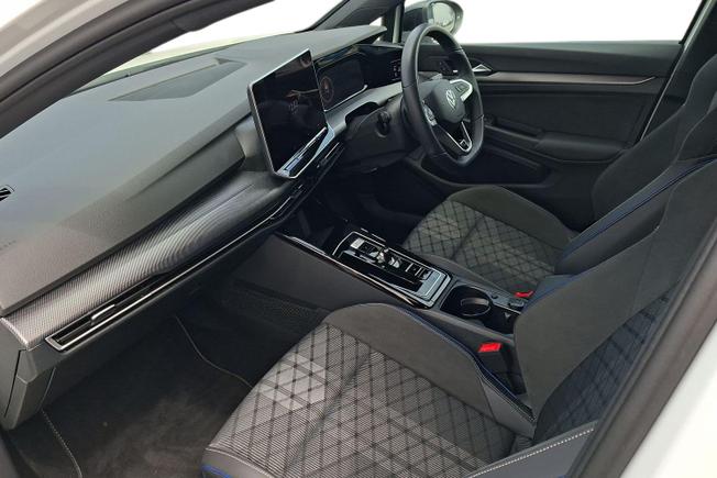 Volkswagen Golf Photo 2