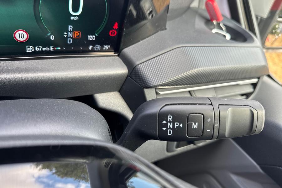 Ford TRANSIT CUSTOM Photo autoimg-9fccdc633c02b3e36db23b86b5b9330c7c8497e6.jpg