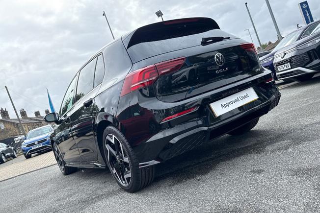 VOLKSWAGEN Golf Photo 47