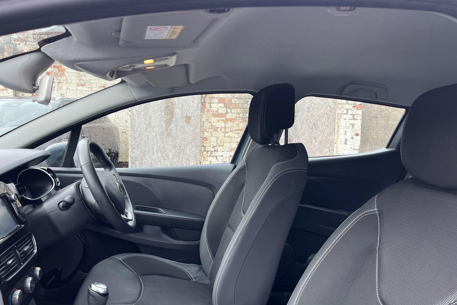Renault CLIO Photo 18