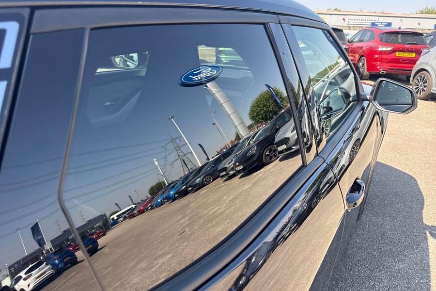 Ford EXPLORER Photo autoimg-9fd66e93cdf10d684e3113264dd20f3fc9e8c6be.jpg