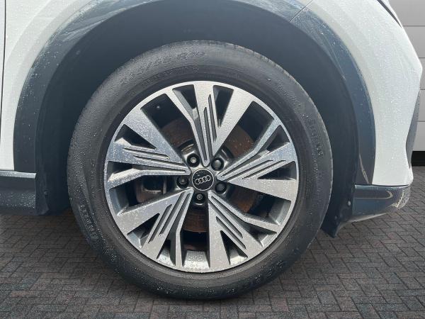 Audi Q4 e-tron Photo autoimg-9fd91604bfd5e43f2d7085b35968b15f27d8c464.jpg