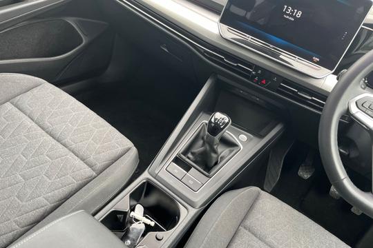 Volkswagen Golf Photo autoimg-9fdfbfb9ea62964eeca84fb6c697031b9172d070.jpg