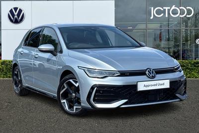 2025 VOLKSWAGEN Golf 1.5 eTSI MHEV R-Line Hatchback 5dr Petrol Hybrid DSG Euro 6 (s/s) (150 ps) at JCT600