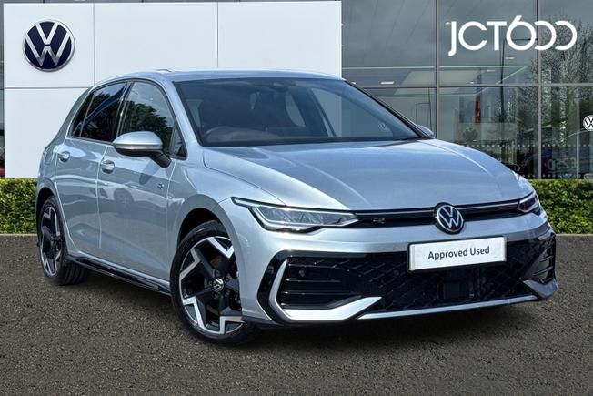 VOLKSWAGEN Golf Photo 1