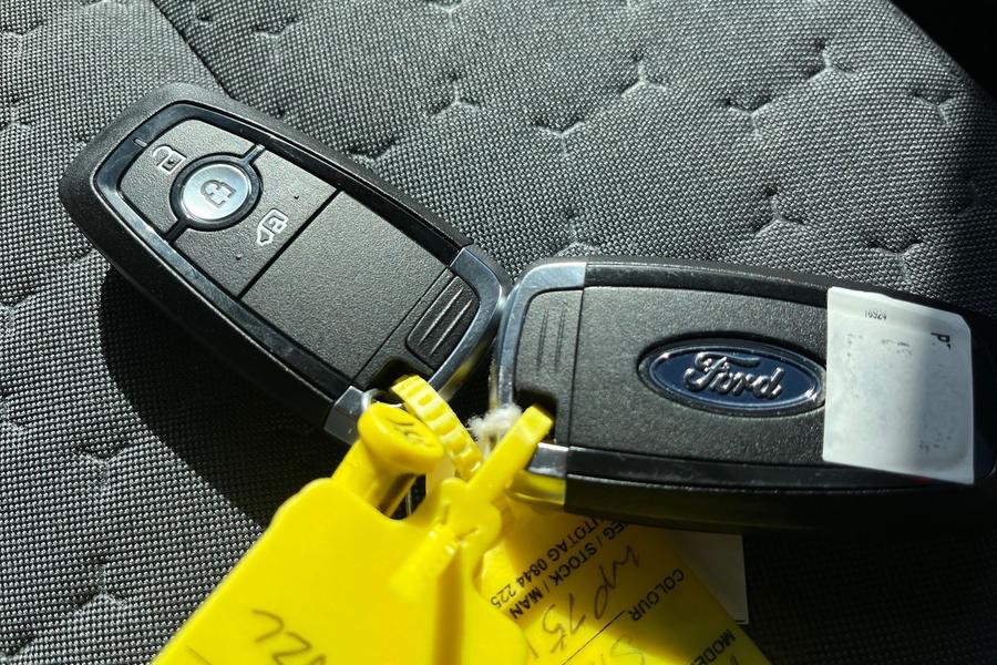 Ford TRANSIT CUSTOM Photo autoimg-9fe2e9e6f32913d9f2e6dba4b43412a3f9118750.jpg