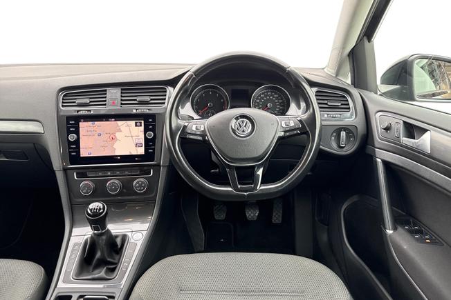 VOLKSWAGEN Golf Photo 11