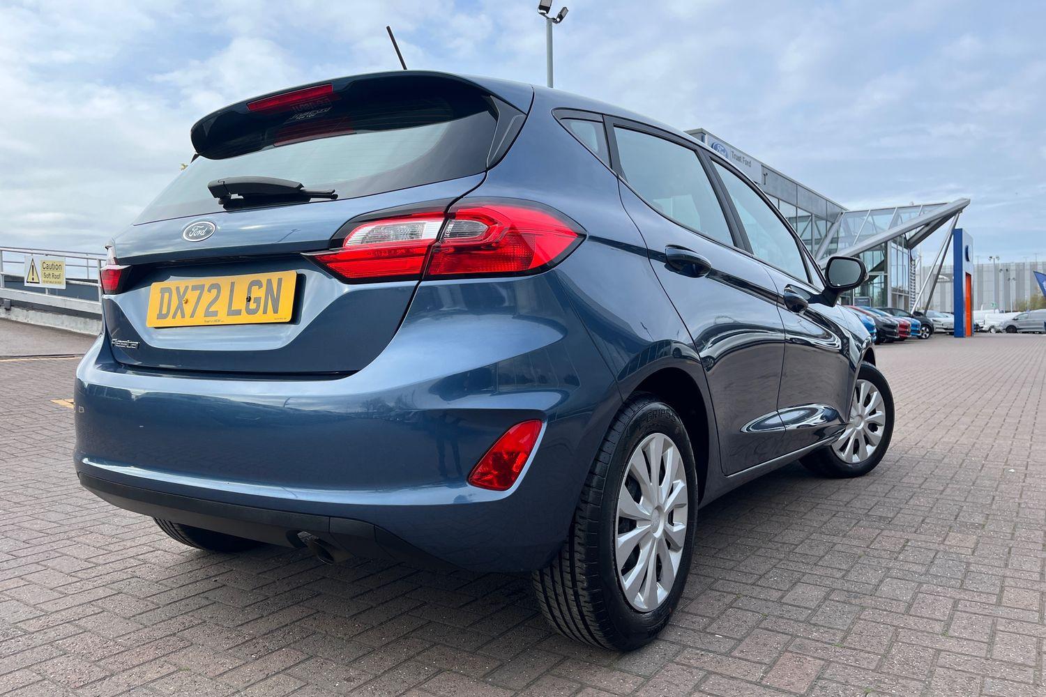 Ford FIESTA Photo 37