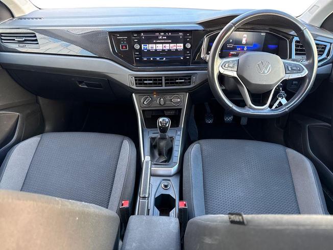 VOLKSWAGEN Polo Photo 10