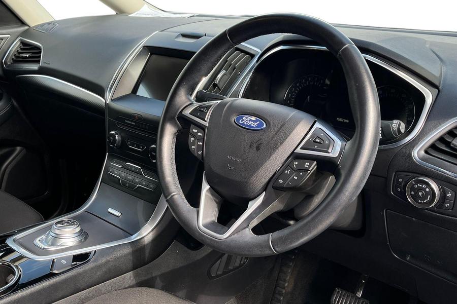 Ford Galaxy Photo autoimg-9fef3de3772bfed55230f69f4a39ddea90ecfeed.jpg