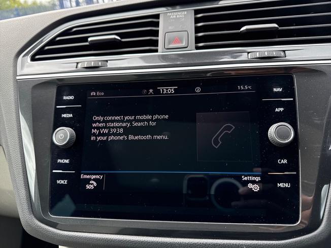 VOLKSWAGEN Tiguan Photo 38