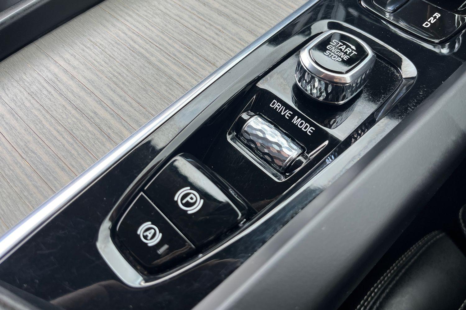 Volvo XC60 Photo 34