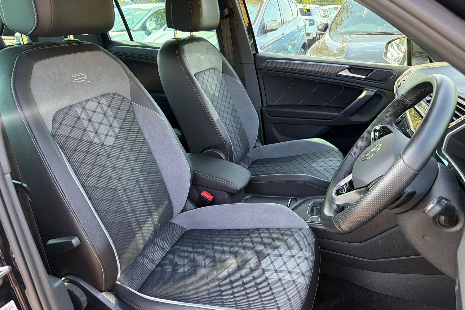Volkswagen TIGUAN Photo 16