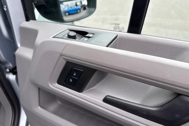 VOLKSWAGEN Crafter Photo 48