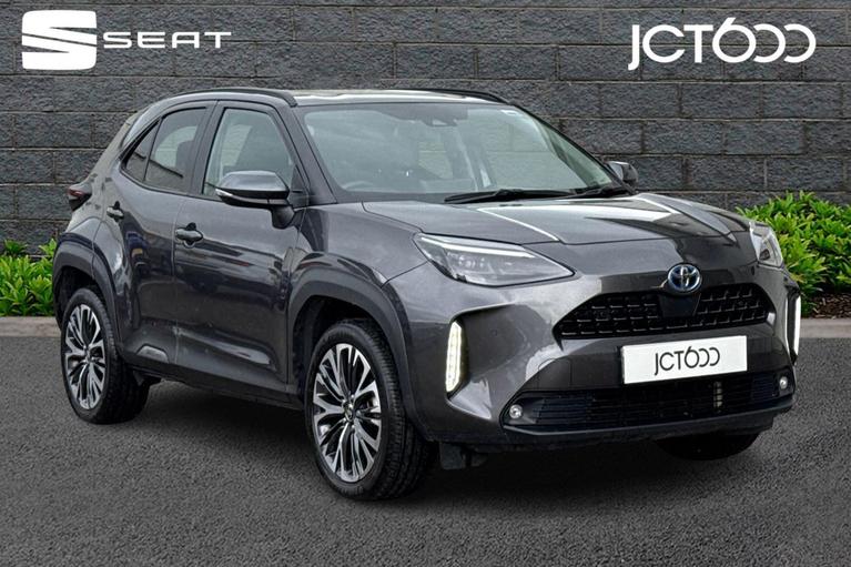 Used TOYOTA Yaris Cross