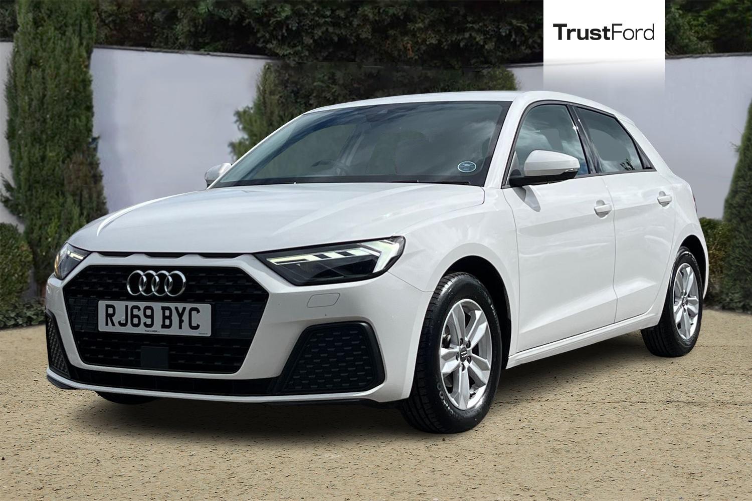 Audi A1 Photo 4