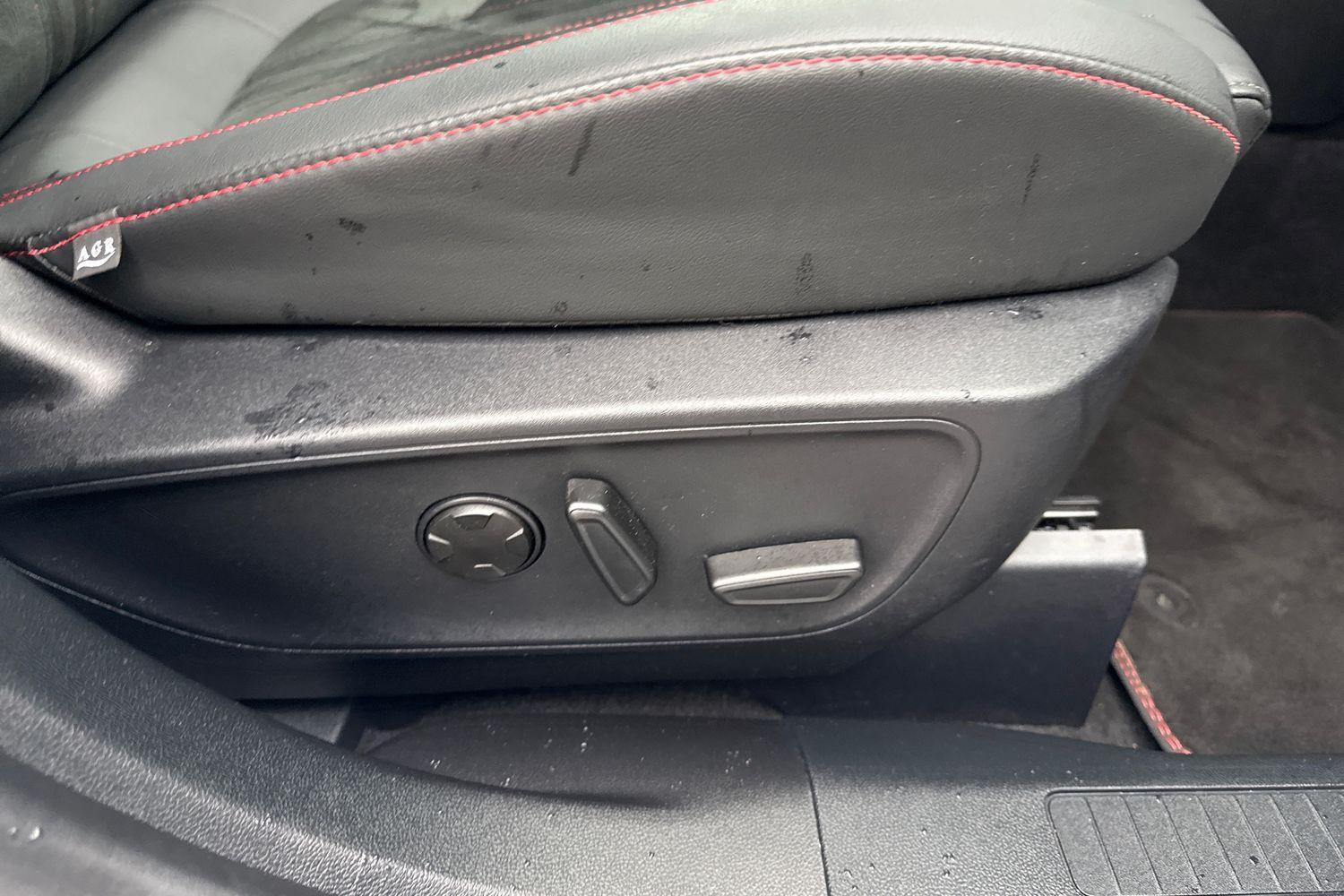 Ford KUGA Photo 34