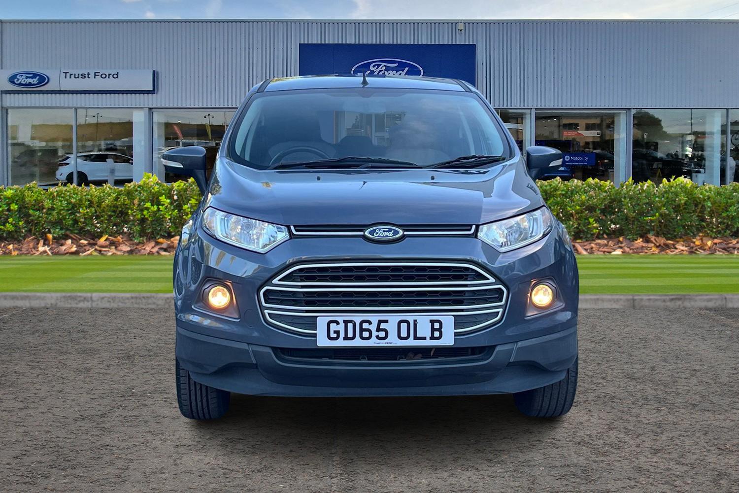 Ford ECOSPORT Photo 5