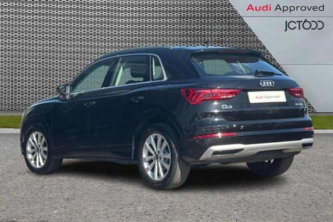 AUDI Q3 Photo 3