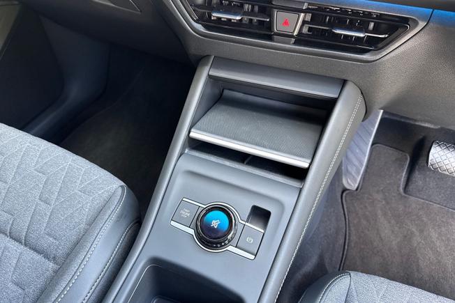 VOLKSWAGEN Tayron Photo 15