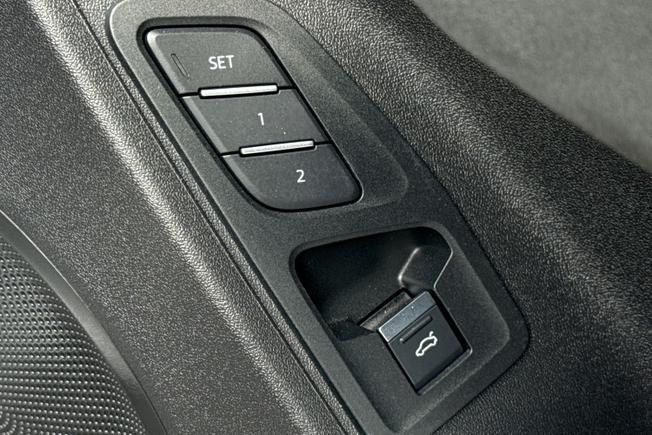 Audi Q3 Photo 32