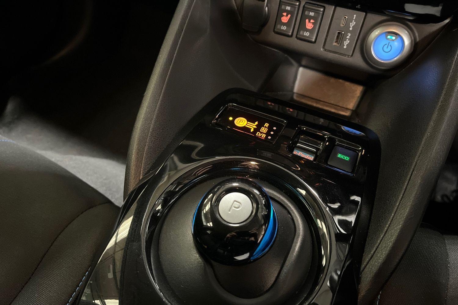 Nissan LEAF Photo 38