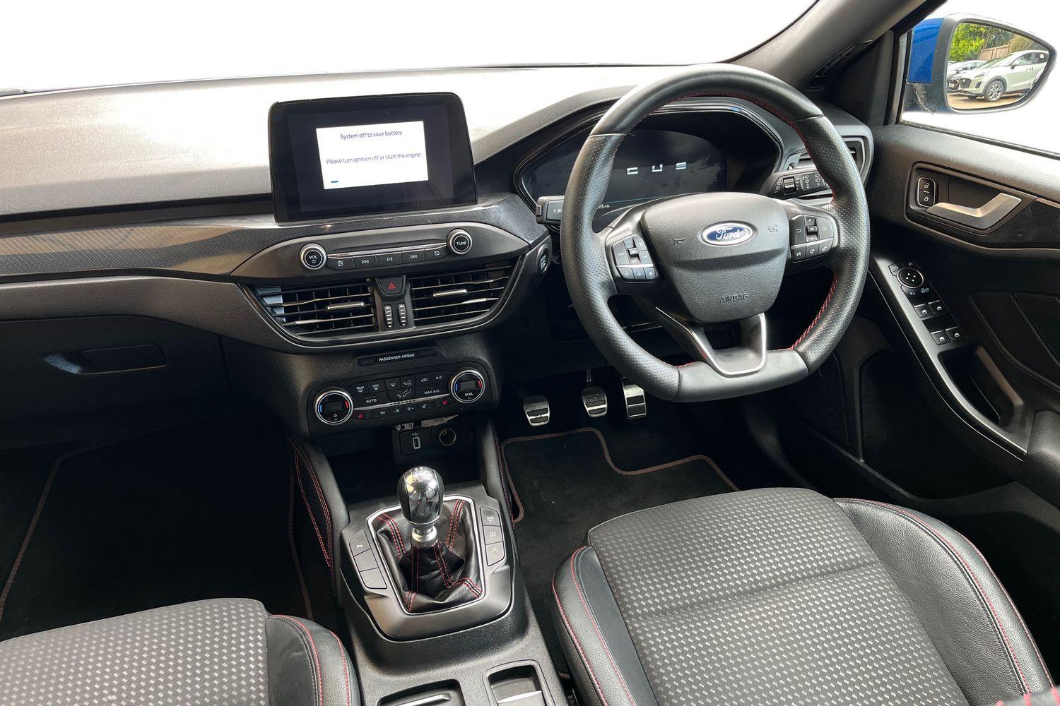 Ford FOCUS Photo 10