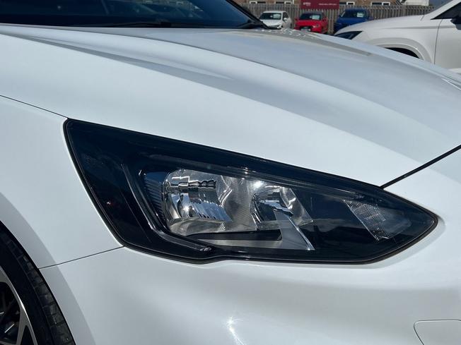 Ford Focus Photo 19