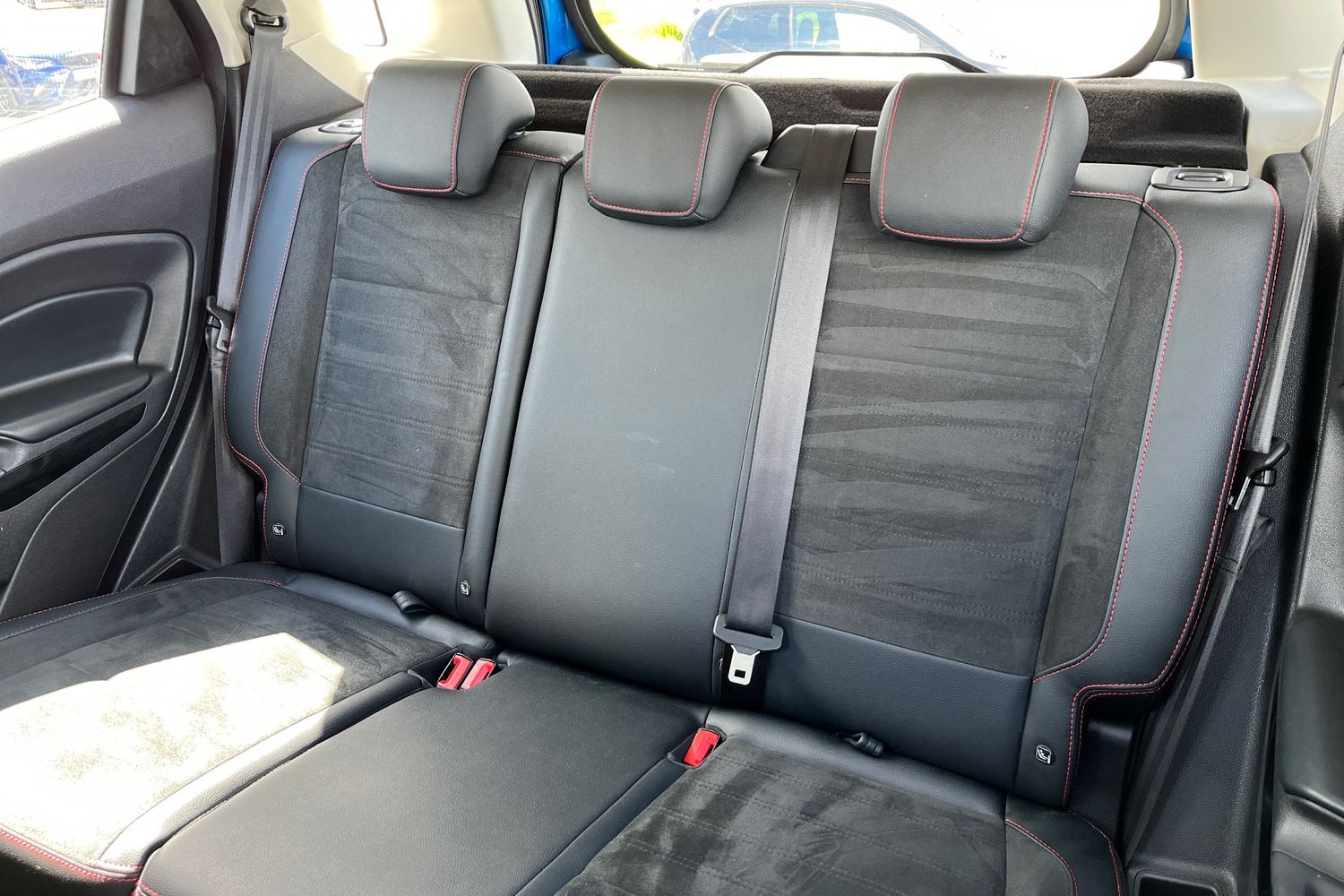 Ford EcoSport Photo 19