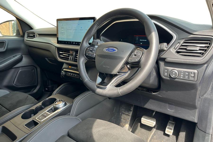 Ford KUGA Photo autoimg-a0194f1c8f7e89ca540be7d4649ce8e35c44148f.jpg