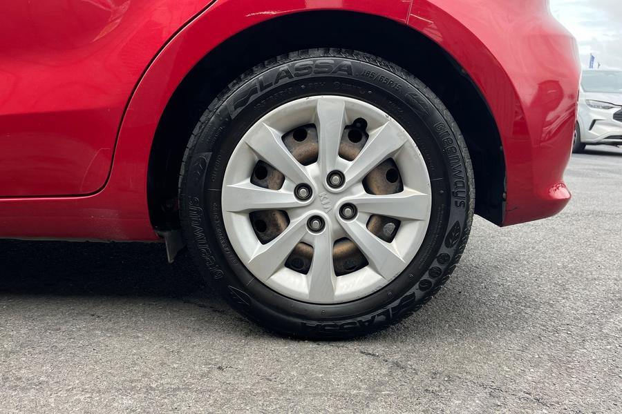 Kia RIO Photo autoimg-a01be32d0c007c33fd3e34d009a8078a6017fb90.jpg
