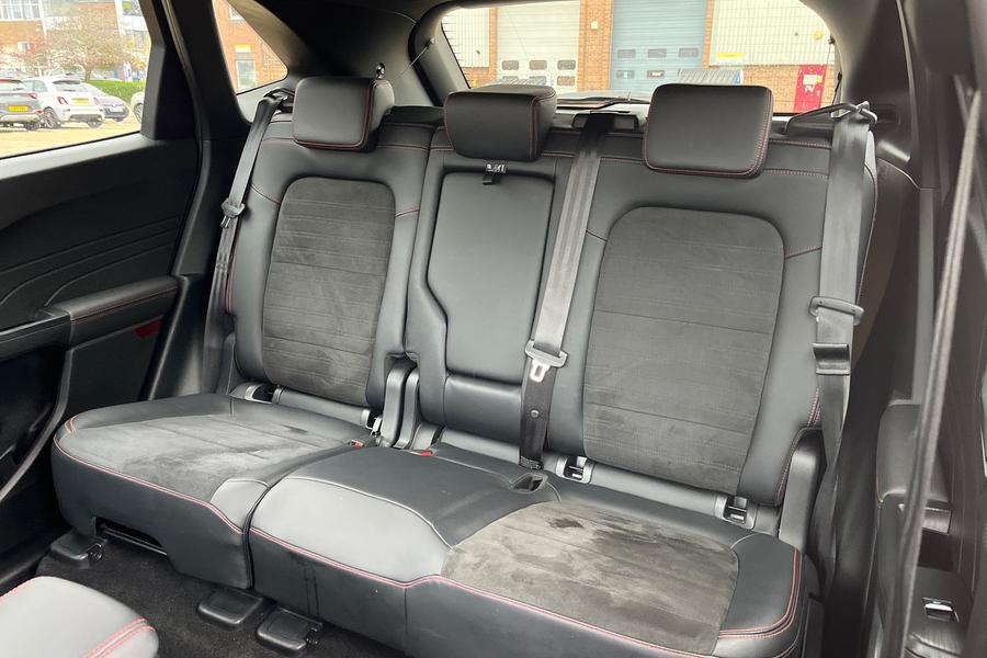 Ford Kuga Photo autoimg-a01ddf3e8e4b644477dec485276df71d6b4bab7d.jpg