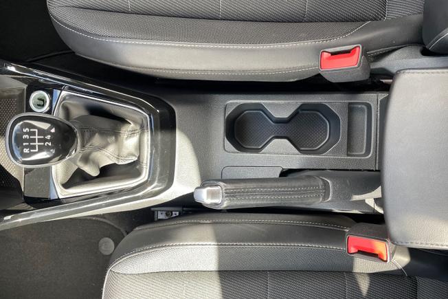 VOLKSWAGEN T-Cross Photo 32
