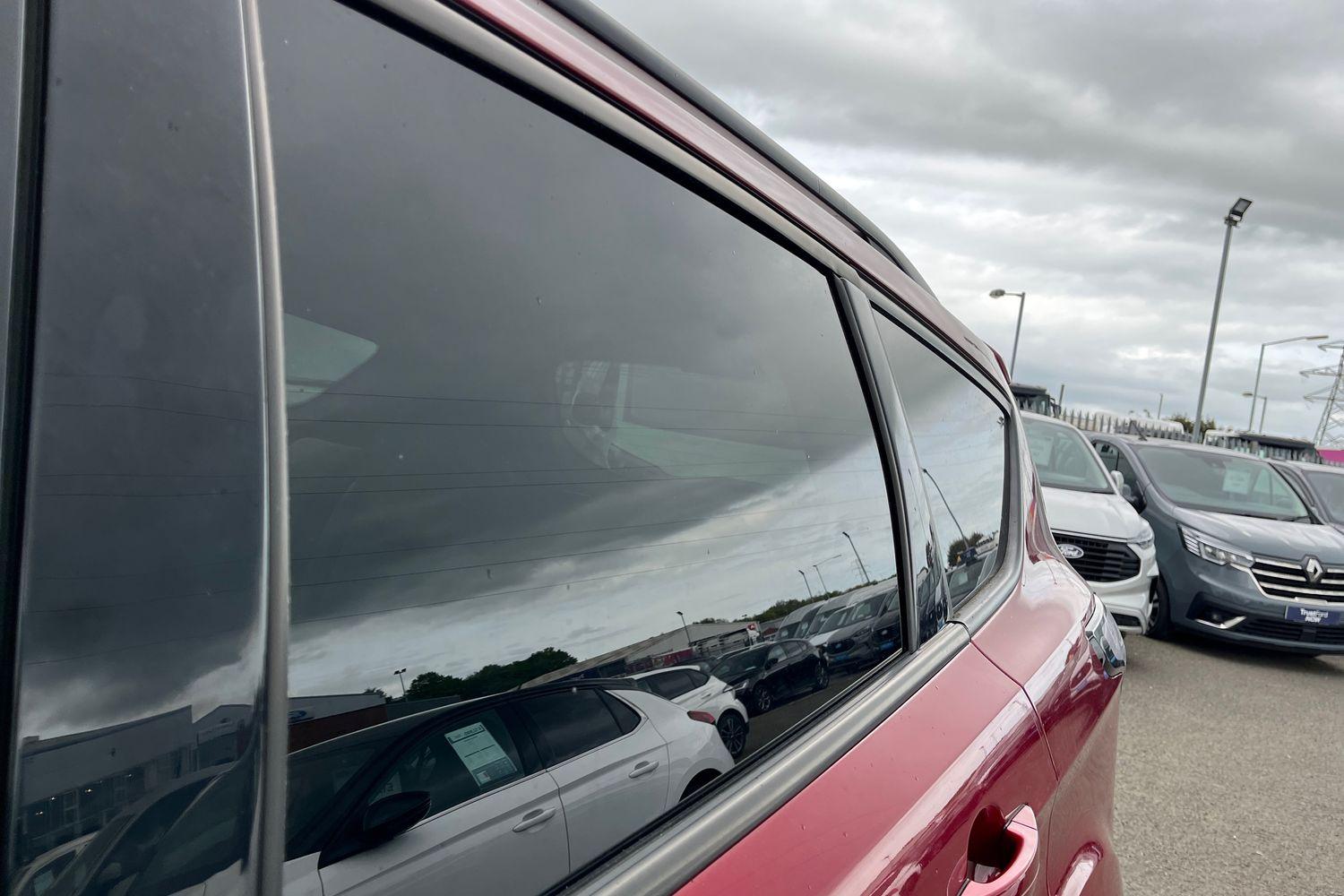 Ford KUGA Photo 23