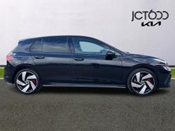 VOLKSWAGEN Golf Photo 4