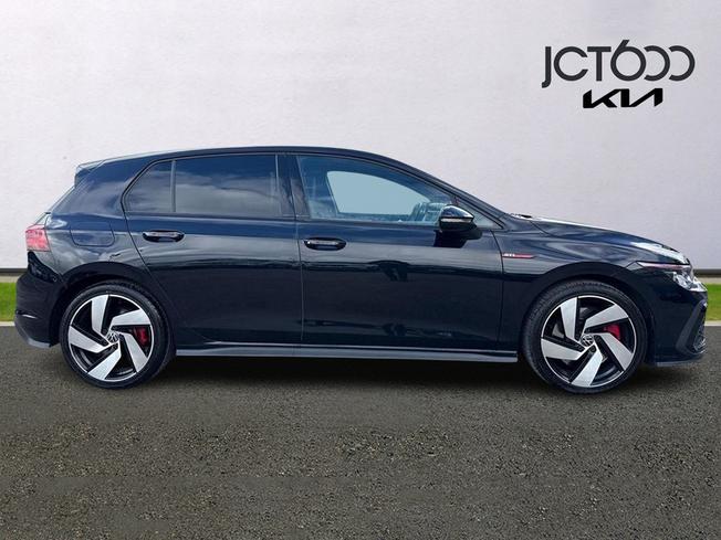 VOLKSWAGEN Golf Photo 4