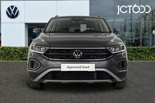 VOLKSWAGEN T-Roc Photo 8