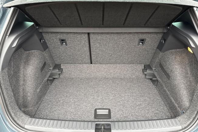 SEAT Arona Photo 12