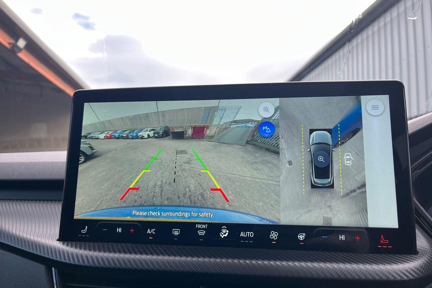 Ford KUGA Photo 28