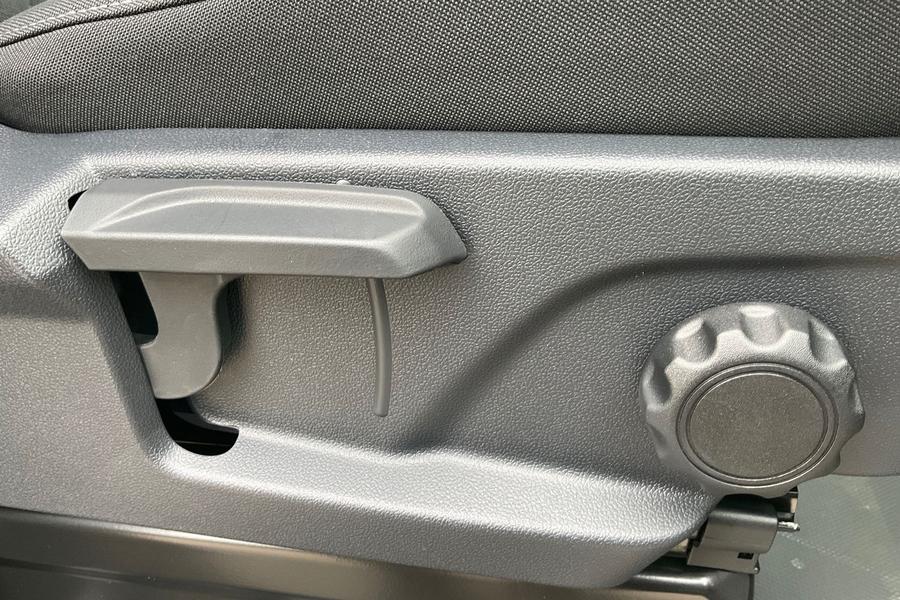 Ford TRANSIT CUSTOM Photo autoimg-a03980fd1ca5ba295dc9a06228cad9d06c7fcb03.jpg