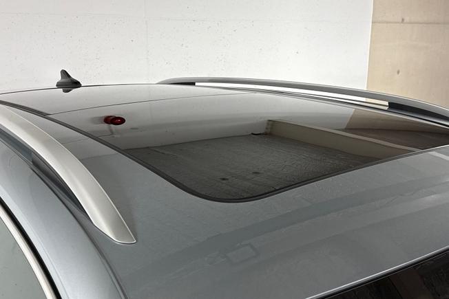 VOLKSWAGEN Tiguan Photo 33