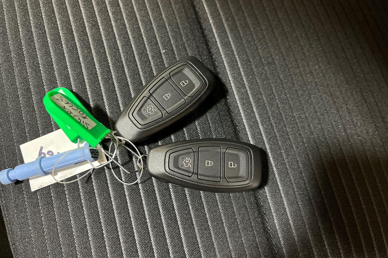 Ford FOCUS Photo 21