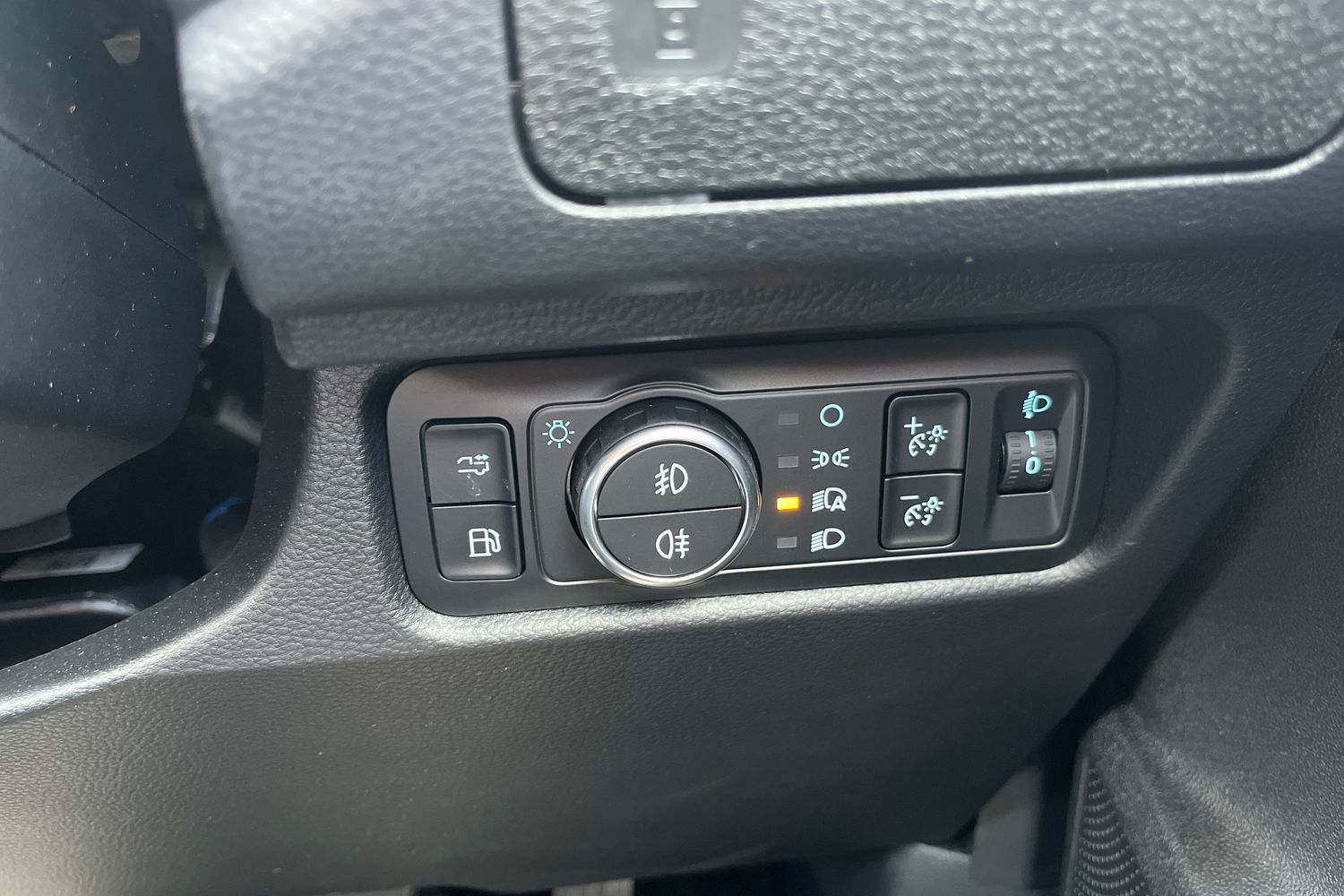 Ford RANGER Photo 28