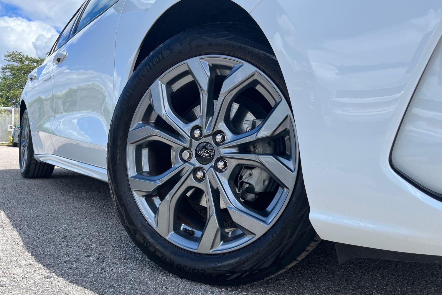 Ford Focus Photo 7