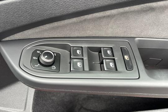 Volkswagen Golf Photo autoimg-a0416f69058fa72ef38369cee5398f0df71d9bb5.jpg