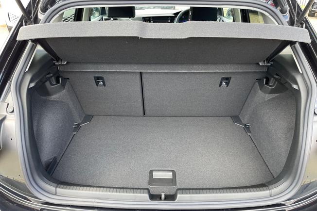 VOLKSWAGEN Polo Photo 12